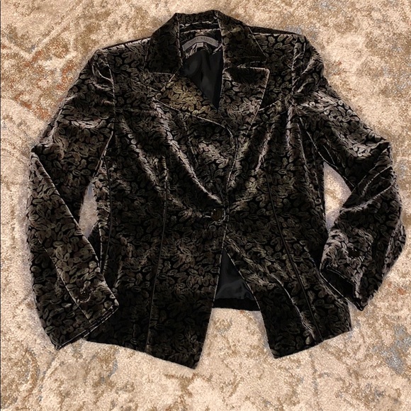 Anne Klein Jackets & Blazers - Black velvet tuxedo style jacket by Anne Klein 4p